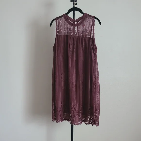 XXXL Sleeveless Lace Women's Dress - Burgundy - Picture 9 of 13